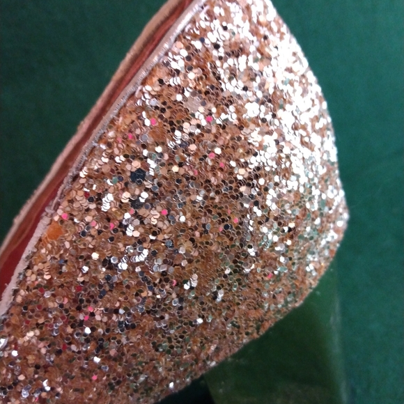 Glitter Fancy Evening Red Bottom Pumps - Picture 4 of 8